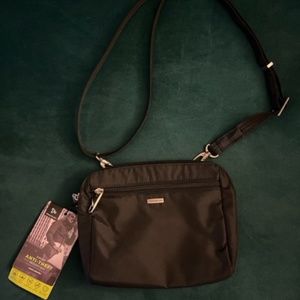 Travelon Black crossbody bag